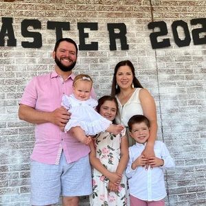 Meet your Posher, Lois